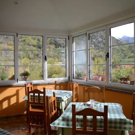 Penavera 3* Pola de Somiedo